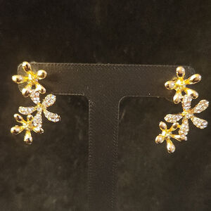 Zgy Floral Gold and Silver Tone Earrings